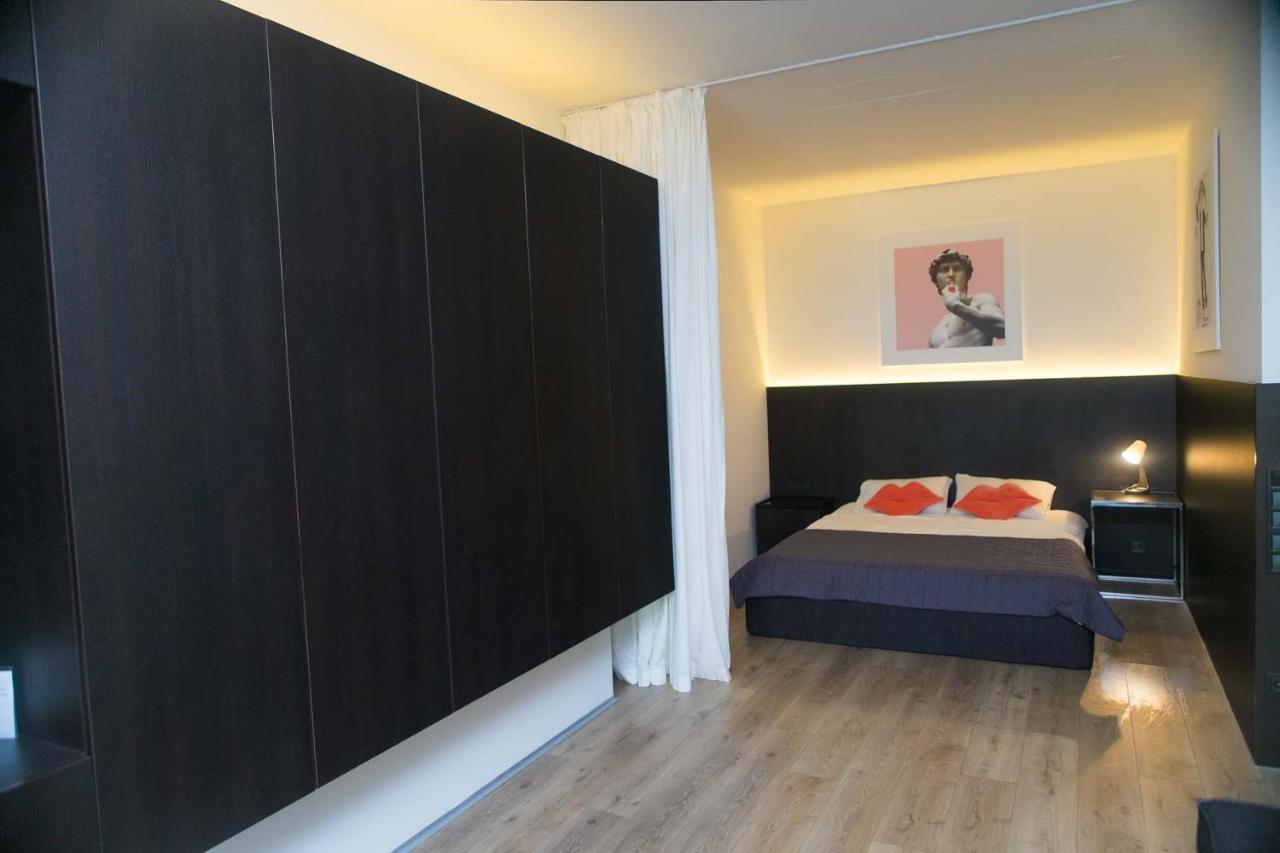 Stylish 1 Bedroom Studio Near Most City Dnipro Exterior foto