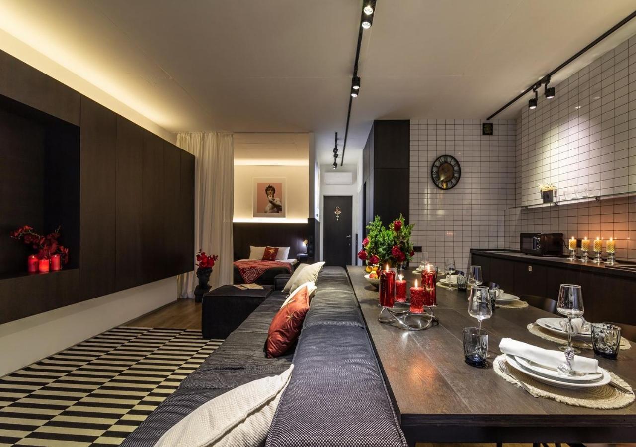 Stylish 1 Bedroom Studio Near Most City Dnipro Exterior foto