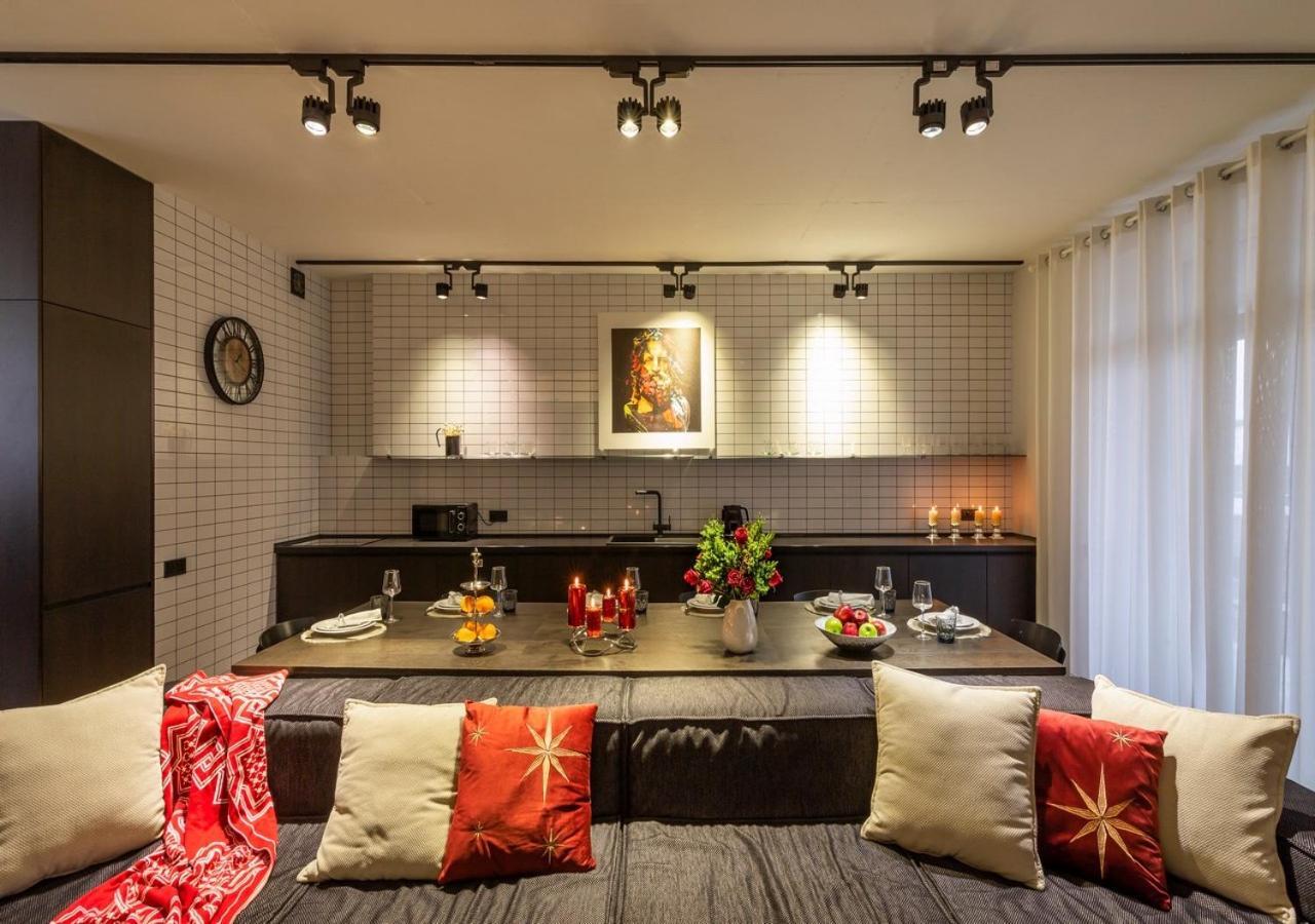 Stylish 1 Bedroom Studio Near Most City Dnipro Exterior foto